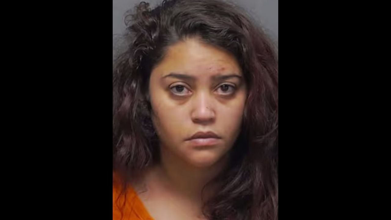 Texas Mother Accused of Driving Drunk With Six Unbelted Children Crashes Into Pole While Speeding — Deputies Say She Was Already Due in Court for a Previous Wreck