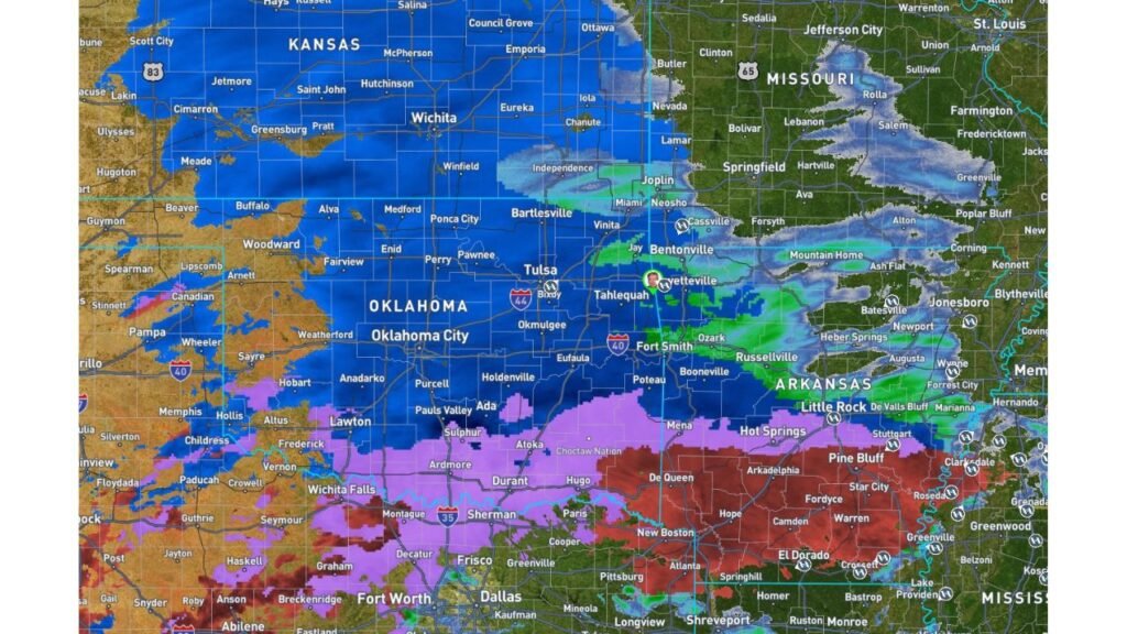 Norman, Oklahoma Sees 1–2 Inch-Per-Hour Snowfall as Winter Storm Intensifies Near Snow-Sleet Boundary