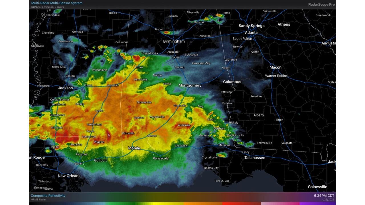 Southern Alabama Finally Gets the Soaking Rain It Desperately Needed as a Large Storm System Covers the Southern Two Thirds of the State This Evening