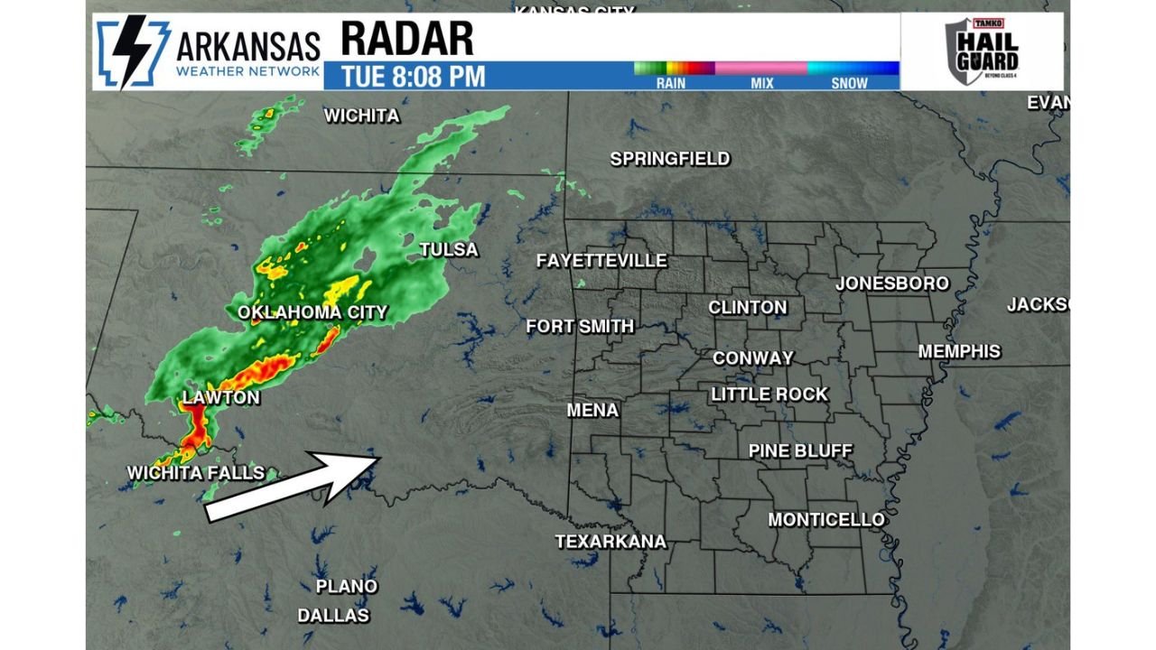 Strong Storm Complex Tracking Toward Northwest Arkansas Overnight With Fayetteville and Fort Smith Corridor Expected to See Noisy and Potentially Strong Storms Around Midnight